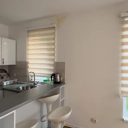 Countryside Вилла Hadzici